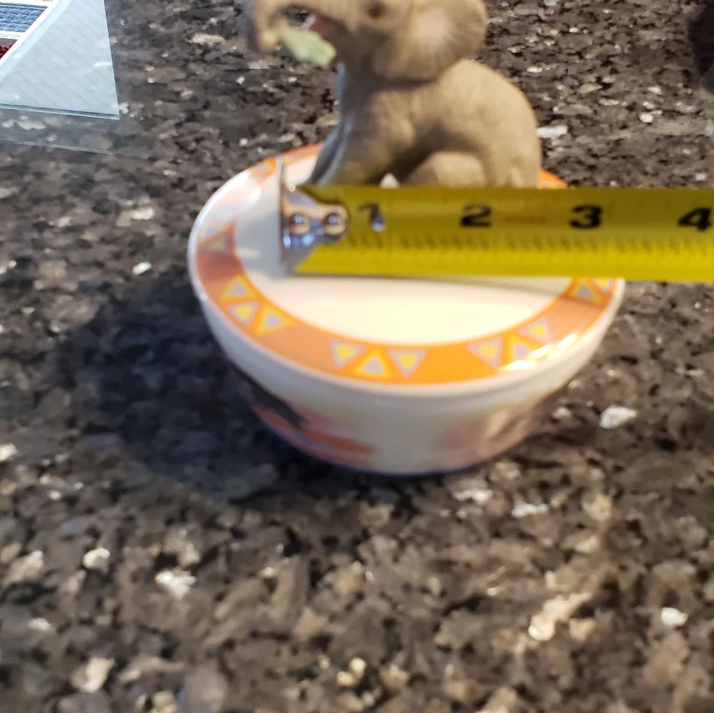 Lenox baby elephant music Box - Picture 11 of 17